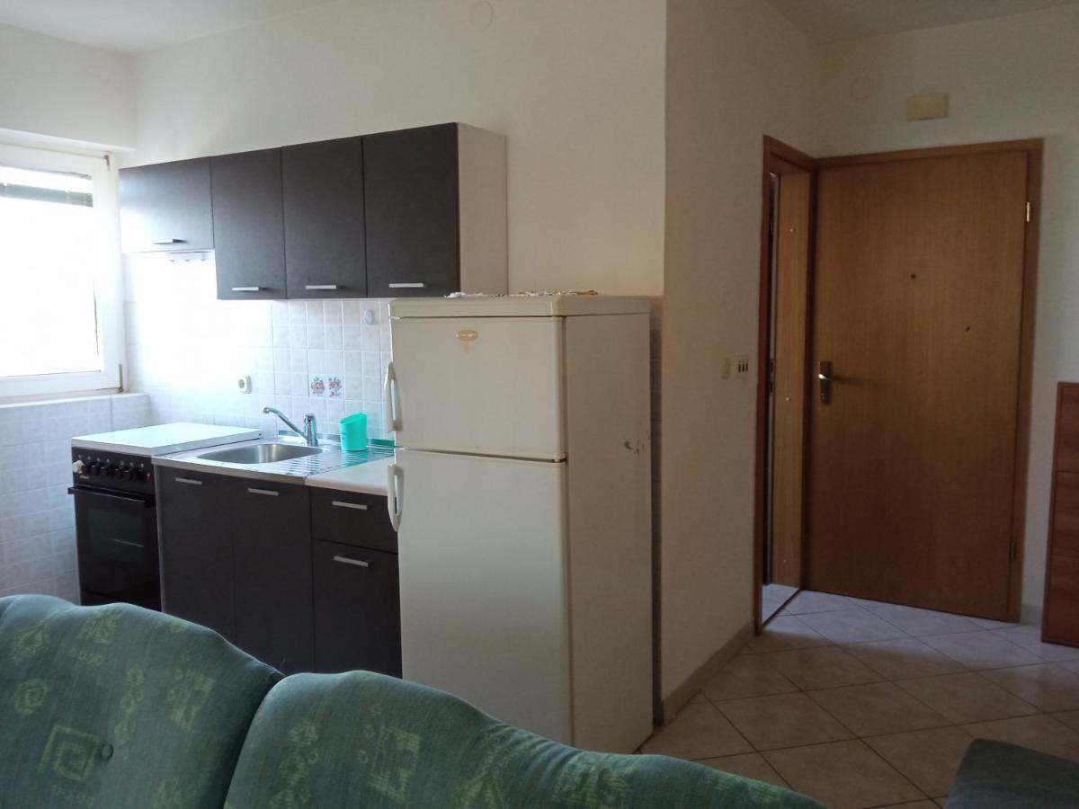 Apartments Mamic Pula Exterior photo